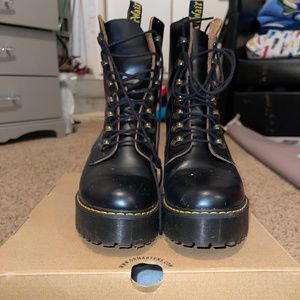 Dr marten boots